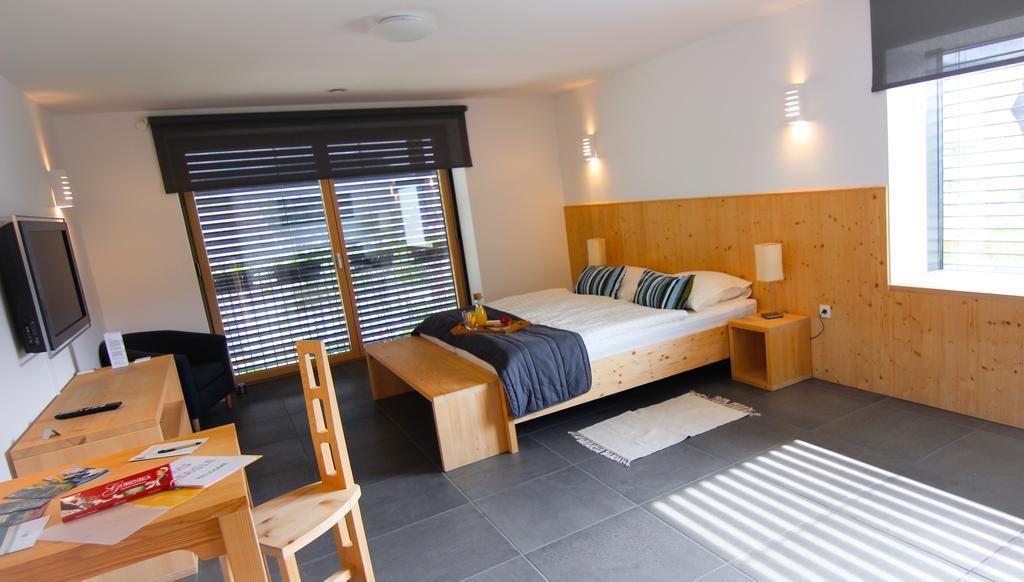 Eco Boutique Hotel Ams Beagle Bled Buitenkant foto