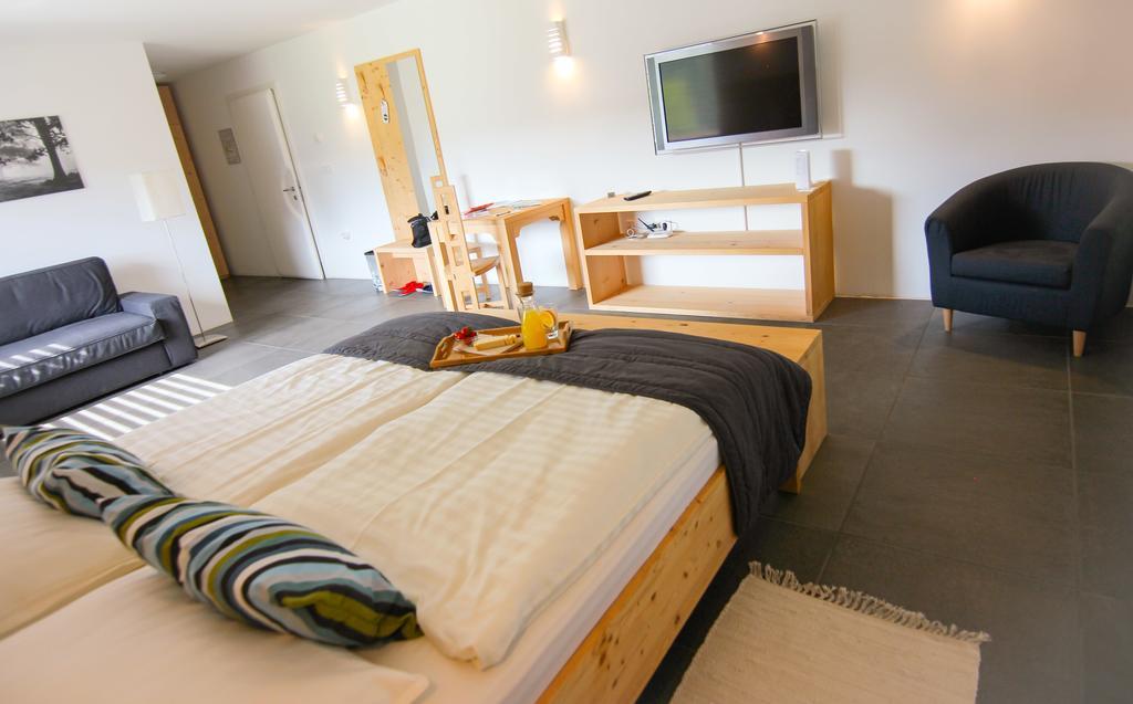Eco Boutique Hotel Ams Beagle Bled Buitenkant foto